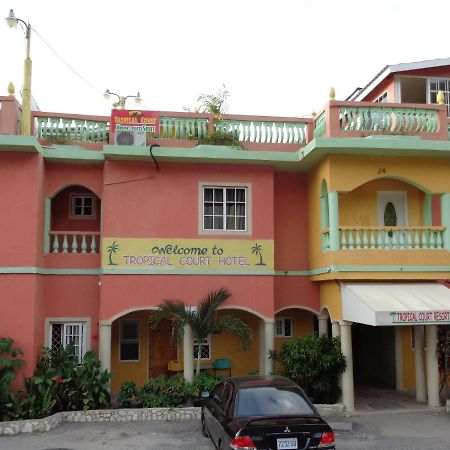 Tropical Court Hotel Montego Bay Exterior photo